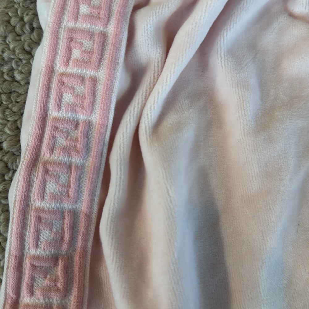 Fendi Baby Velour Sweats in 12 mos - Picture 10 of 10